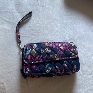 Vera Bradley All in one crossbody bag
